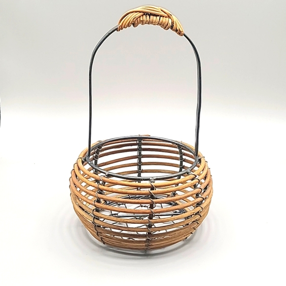 Bamboo Wicker Basket with Handle - Picture 1 of 5